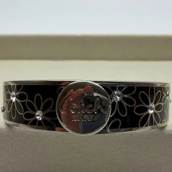 Chic COACH Floral Black and Silver Bracelet - Picture 1 of 8